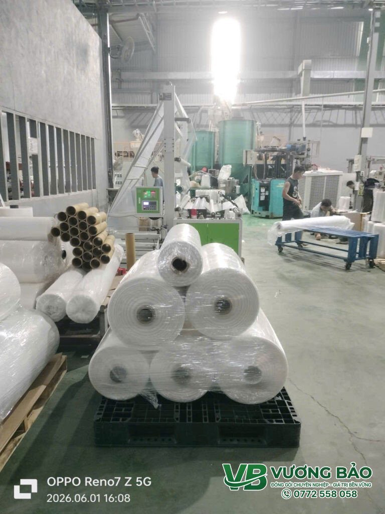 Sản Xuất Màng PE Công Ty Vương Bảo